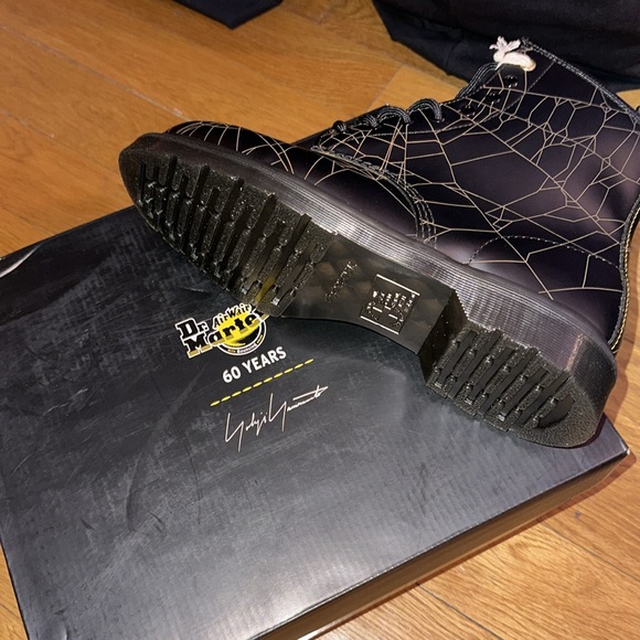 DR. MARTENS X YOHJI YAMAMOTO 1460 Remastered- sz. US 11M/12L - Picture 15 of 16